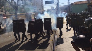 protesto-copa-sp-carrao-20140612-015-size-598